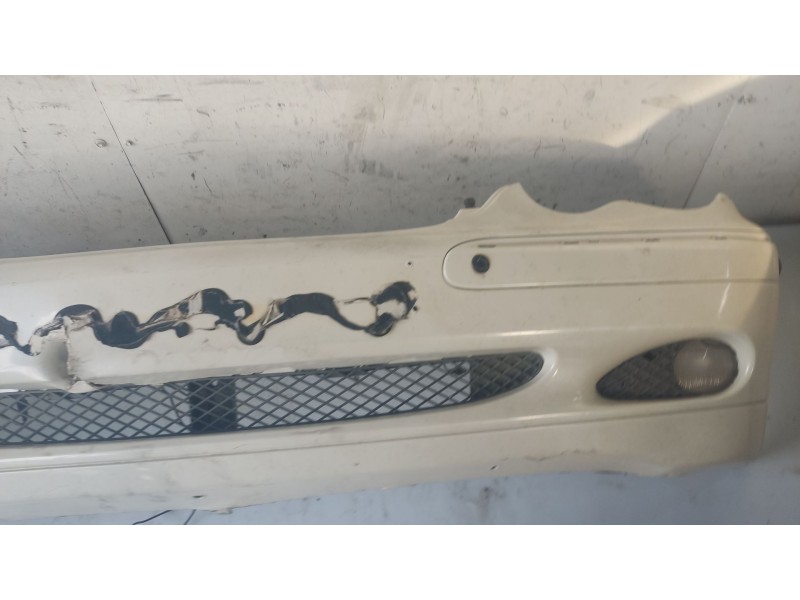 Recambio de paragolpes delantero para mercedes-benz clase c (w203) berlina referencia OEM IAM A2038850025  