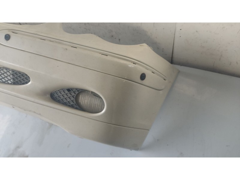 Recambio de paragolpes delantero para mercedes-benz clase c (w203) berlina referencia OEM IAM A2038850025  