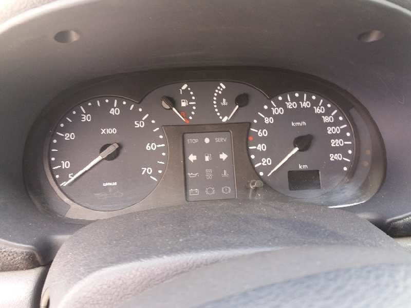 renault clio ii fase ii (b/cb0) 1.2   |   0.01 - ... | 2001 | 58 cv / 43 kw del año 2001