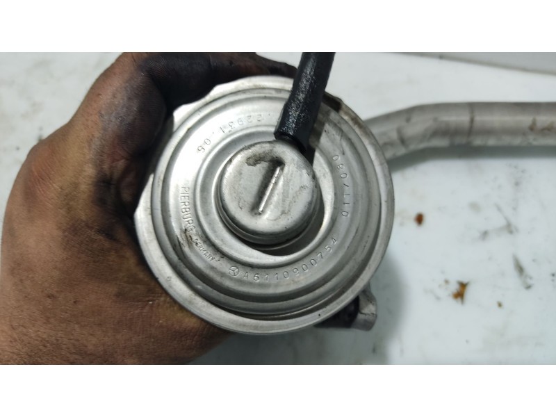 Recambio de valvula egr para mercedes-benz clase c (w203) berlina referencia OEM IAM A6110900754  