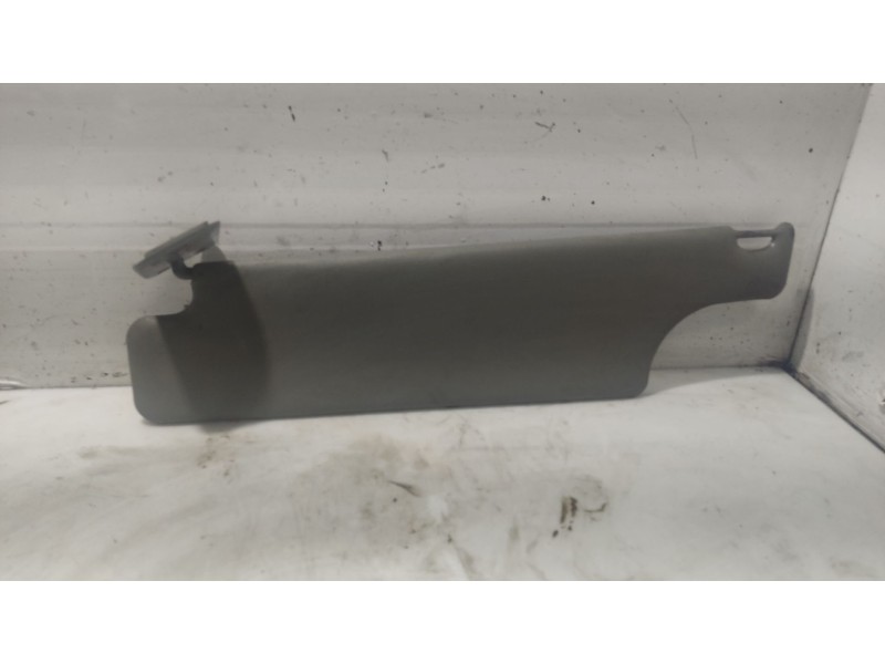 Recambio de parasol izquierdo para renault master ii phase 2 caja cerrada referencia OEM IAM 964015742R  