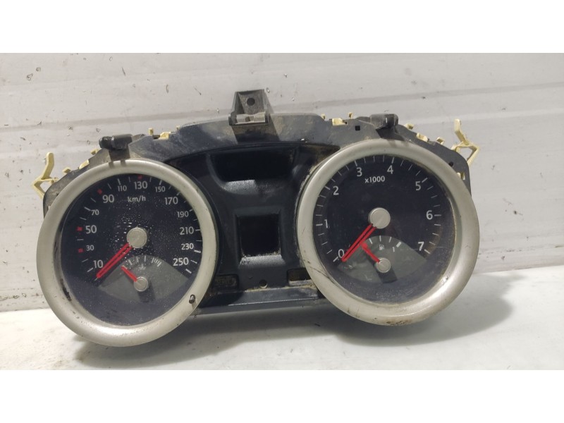 Recambio de cuadro instrumentos para renault megane ii berlina 5p referencia OEM IAM 8200364015  