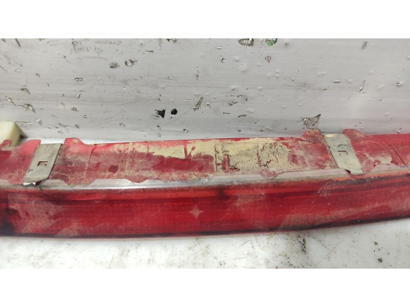 Recambio de luz central de freno para renault megane ii berlina 5p referencia OEM IAM 8200073239  