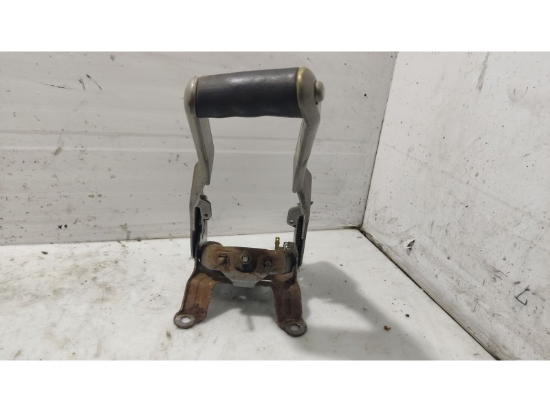 Recambio de palanca freno de mano para renault megane ii berlina 5p referencia OEM IAM 8200540735  