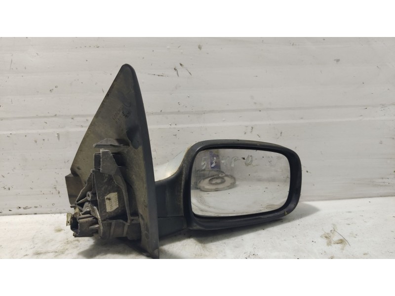 Recambio de retrovisor derecho para renault megane ii berlina 5p referencia OEM IAM 7701068375  