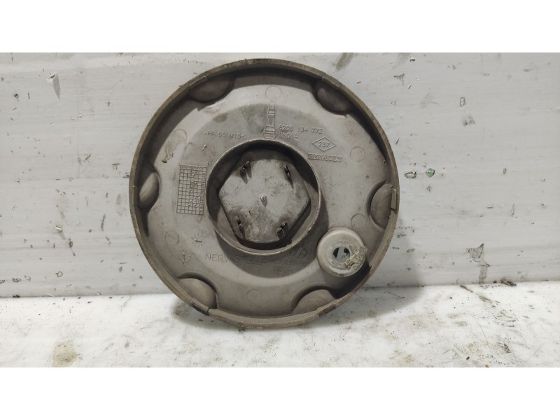 Recambio de tapacubos para renault megane ii berlina 5p referencia OEM IAM 8200134772  9371011