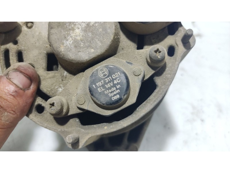 Recambio de alternador para volkswagen polo classic (86c, 80) 1.3 cat referencia OEM IAM 036903025 0120453190 