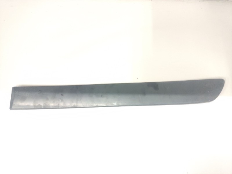 Recambio de moldura para nissan almera ii (n16) 2.2 di referencia OEM IAM   