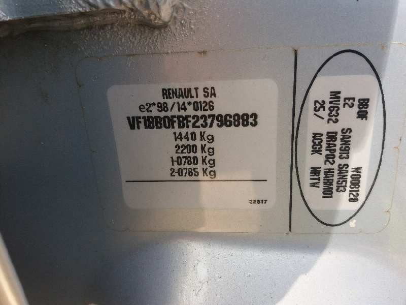 renault clio ii fase ii (b/cb0) 1.2   |   0.01 - ... | 2001 | 58 cv / 43 kw del año 2001