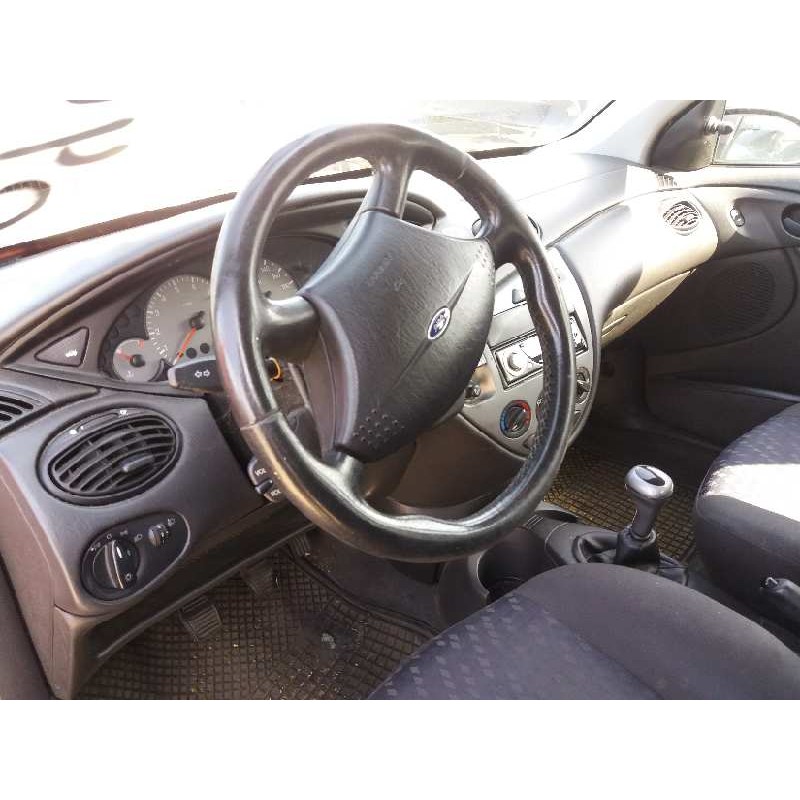 ford focus berlina (cak) ambiente   |   08.98 - 12.04 | 1998 - 2004 | 101 cv / 74 kw del año 1998