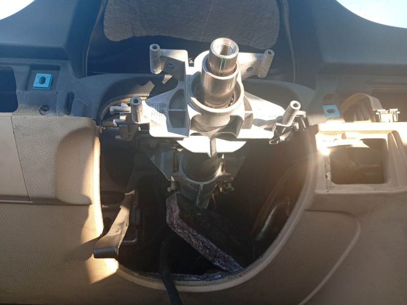 Recambio de columna direccion para bmw 3 (e90) 320 d referencia OEM IAM 32306786891  