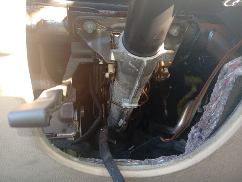 Recambio de columna direccion para bmw 3 (e90) 320 d referencia OEM IAM 32306786891  