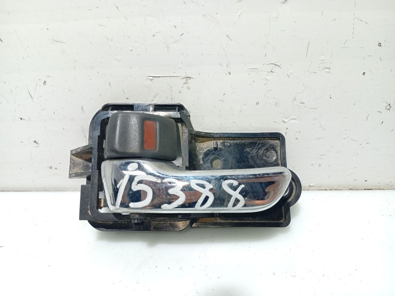 Recambio de maneta interior trasera izquierda para toyota avensis t22 referencia OEM IAM 6920505020A  