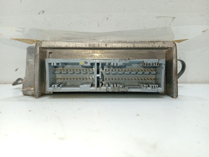 Recambio de centralita airbag para hyundai accent (mc) referencia OEM IAM 959101E250  