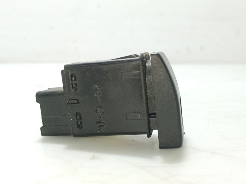 Recambio de interruptor para tata safari (42_fd) 2.0 d 4x4 referencia OEM IAM 00858IAD  