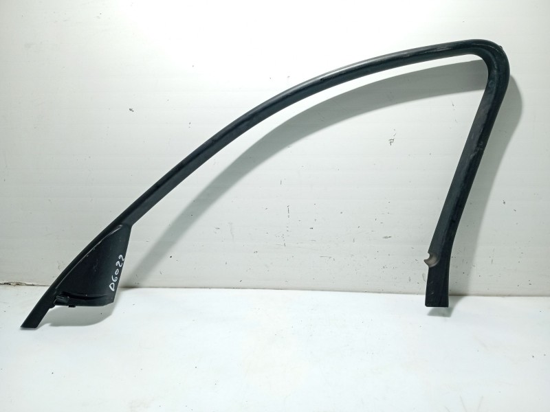 Recambio de moldura para bmw 3 (e90) 320 d referencia OEM IAM 51347060206 60829010 