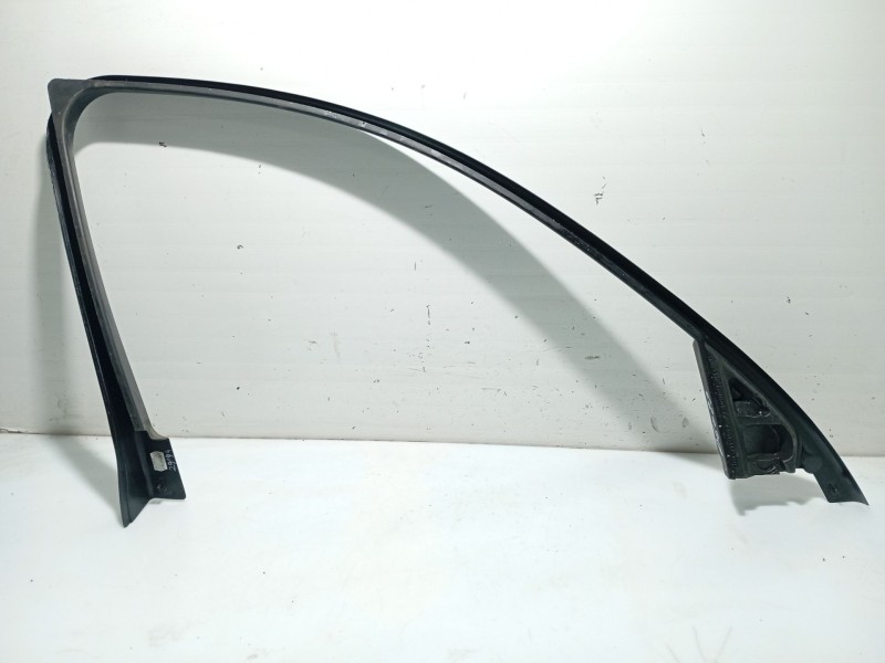Recambio de moldura para bmw 3 (e90) 320 d referencia OEM IAM 51347060206 60829010 