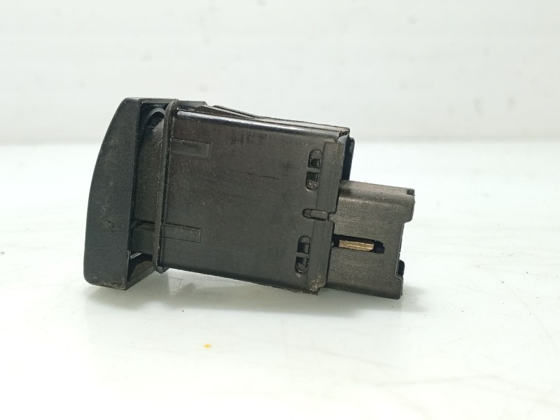 Recambio de interruptor para tata safari (42_fd) 2.0 d 4x4 referencia OEM IAM 00858ILT  