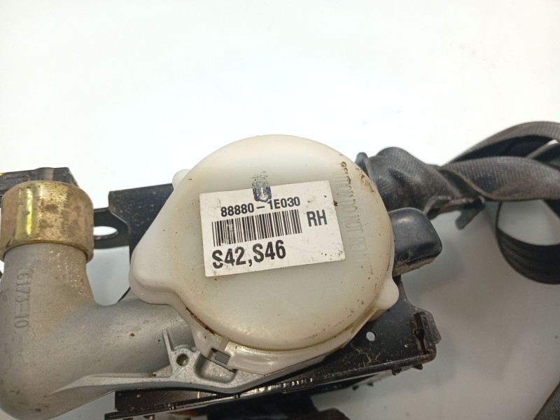 Recambio de cinturon seguridad delantero derecho para hyundai accent (mc) referencia OEM IAM 888801E030 888801E030WK 