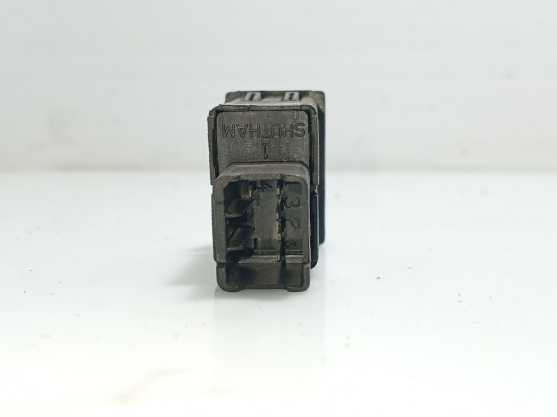 Recambio de interruptor para tata safari (42_fd) 2.0 d 4x4 referencia OEM IAM 00858ILT  