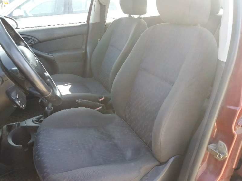 ford focus berlina (cak) ambiente   |   08.98 - 12.04 | 1998 - 2004 | 101 cv / 74 kw del año 1998