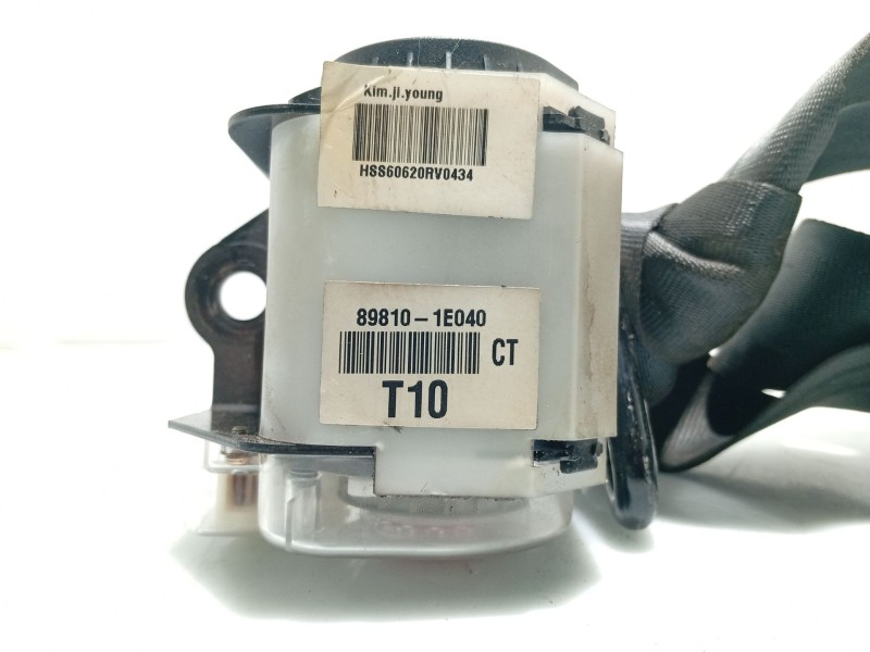 Recambio de cinturon seguridad trasero central para hyundai accent (mc) referencia OEM IAM 898101E040 898101E040WK 
