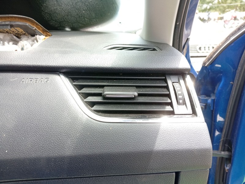 Recambio de aireador lateral derecho para skoda octavia iii (5e3, nl3, nr3) 1.6 tdi referencia OEM IAM   