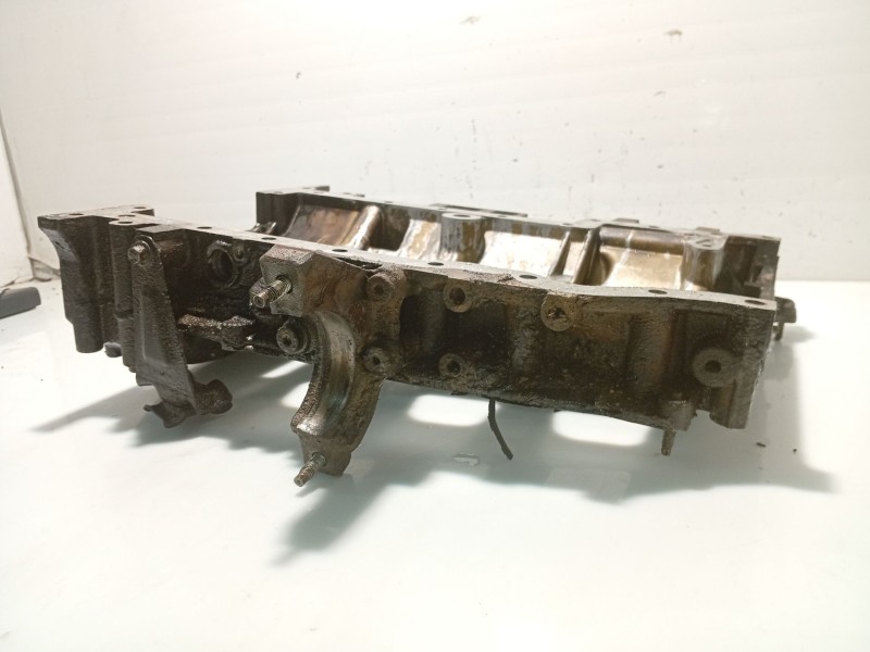 Recambio de tapa carter bomba aceite para ford transit furgoneta (fa_ _) 2.2 tdci referencia OEM IAM 1681566 8C1Q6U004AA 