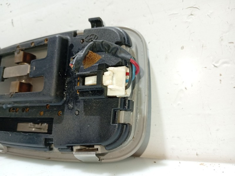 Recambio de luz interior para hyundai accent (mc) referencia OEM IAM 928001E0  