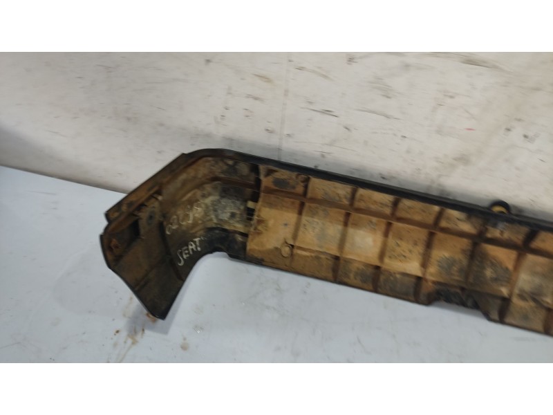Recambio de paragolpes trasero para seat marbella (28a) 0.9 cat referencia OEM IAM SE028563220C  
