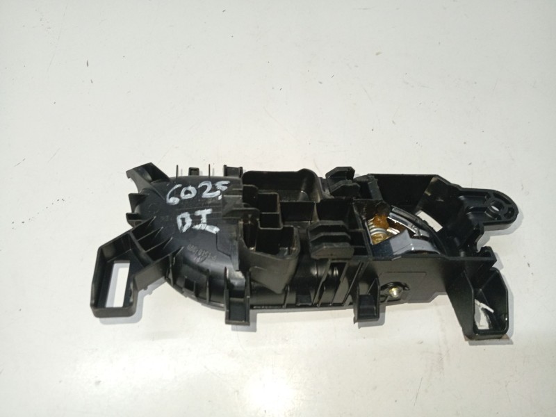 Recambio de maneta interior delantera izquierda para renault kadjar (ha_, hl_) 1.6 dci 130 referencia OEM IAM 806714EA1A  