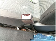 Recambio de anclaje cinturon delantero derecho para skoda octavia iii (5e3, nl3, nr3) 1.6 tdi referencia OEM IAM 5G3857755B  