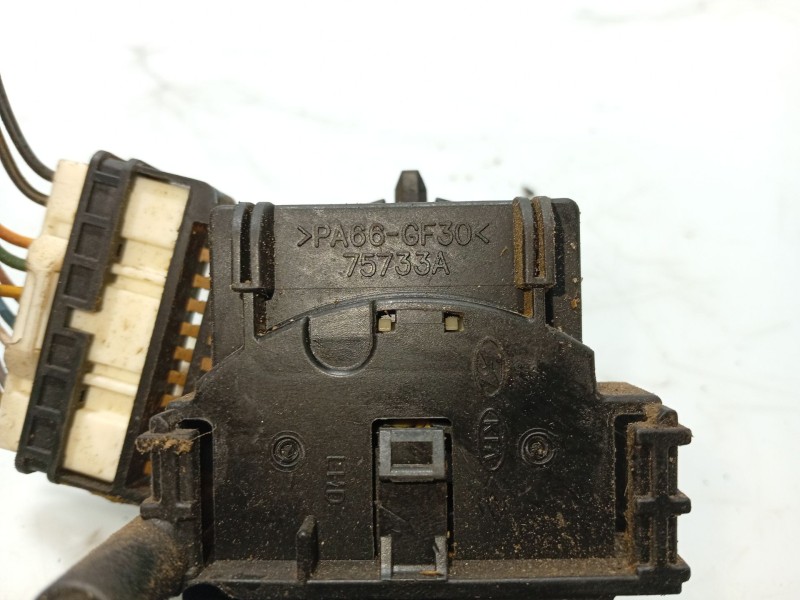 Recambio de mando limpia para hyundai accent (mc) referencia OEM IAM 934201G010 75733A 