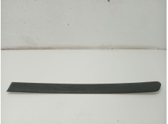 Recambio de moldura puerta trasera izquierda para opel zafira / zafira family b (a05) 1.7 cdti (m75) referencia OEM IAM 13137828