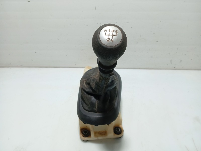 Recambio de palanca cambio para hyundai accent (mc) referencia OEM IAM 437301G000 437001GXXX 437101G000