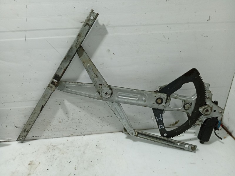 Recambio de elevalunas delantero izquierdo para chevrolet tacuma monospace (u100) 1.6 referencia OEM IAM 96261052  