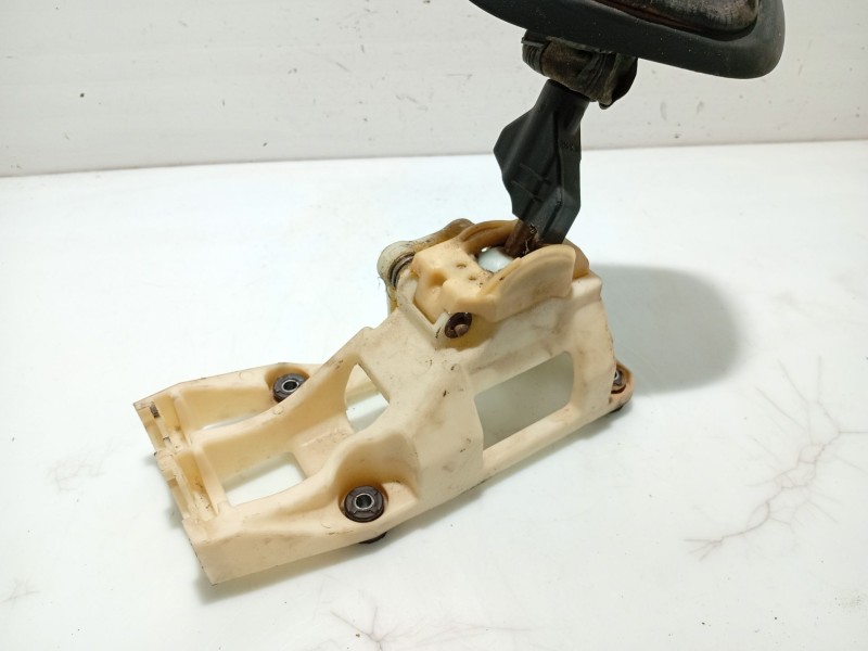Recambio de palanca cambio para hyundai accent (mc) referencia OEM IAM 437301G000 437001GXXX 437101G000
