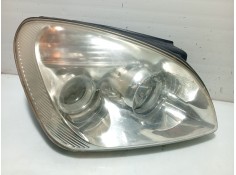 Recambio de faro derecho para kia carens iii monospace (un) 2.0 crdi 140 referencia OEM IAM 921021D010  