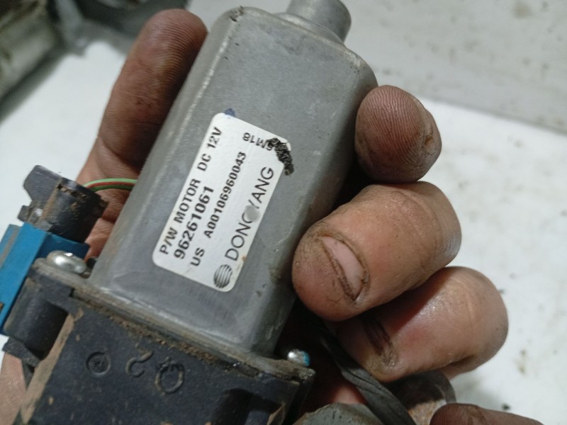 Recambio de elevalunas trasero derecho para chevrolet tacuma monospace (u100) 1.6 referencia OEM IAM 96261019  