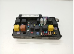 Recambio de caja reles / fusibles para opel zafira / zafira family b (a05) 1.7 cdti (m75) referencia OEM IAM 13206748 1534937 5D