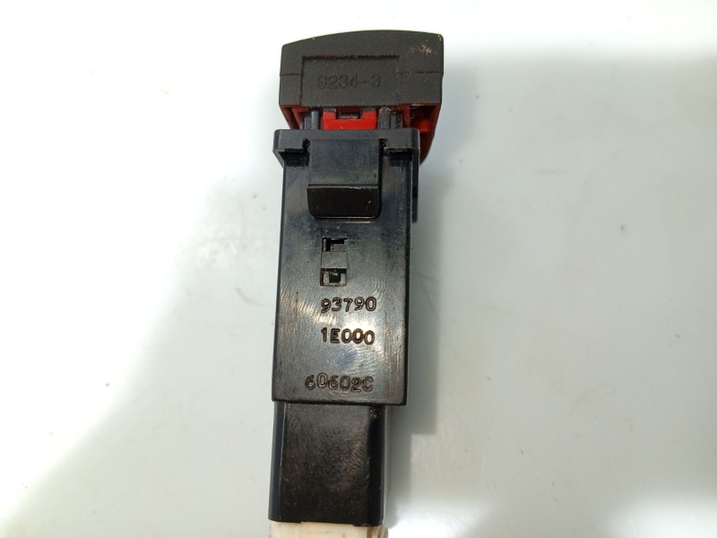 Recambio de warning para hyundai accent (mc) referencia OEM IAM 937901E000  