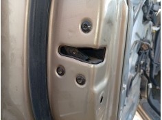 Recambio de cerradura puerta delantera izquierda para kia carens iii monospace (un) 2.0 crdi 140 referencia OEM IAM 813101D060  