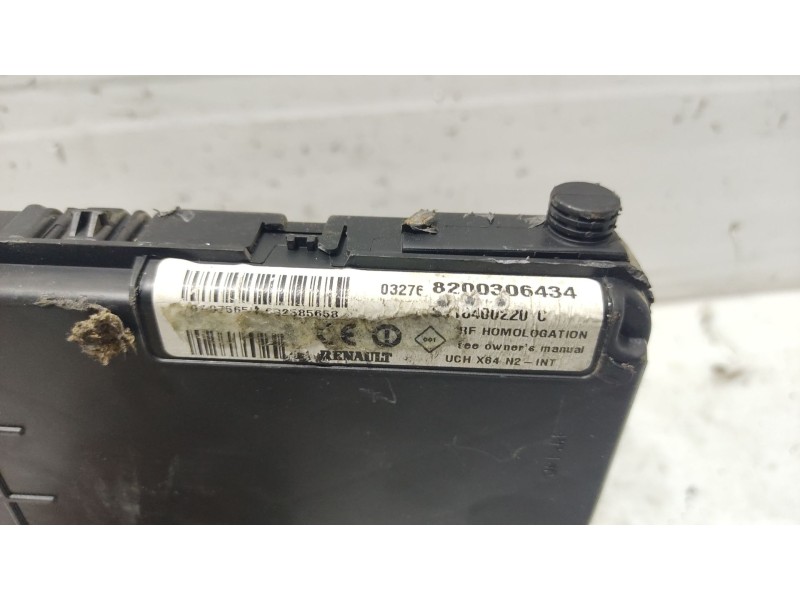 Recambio de modulo electronico para renault megane ii berlina 5p referencia OEM IAM 8200306434 8200326040 