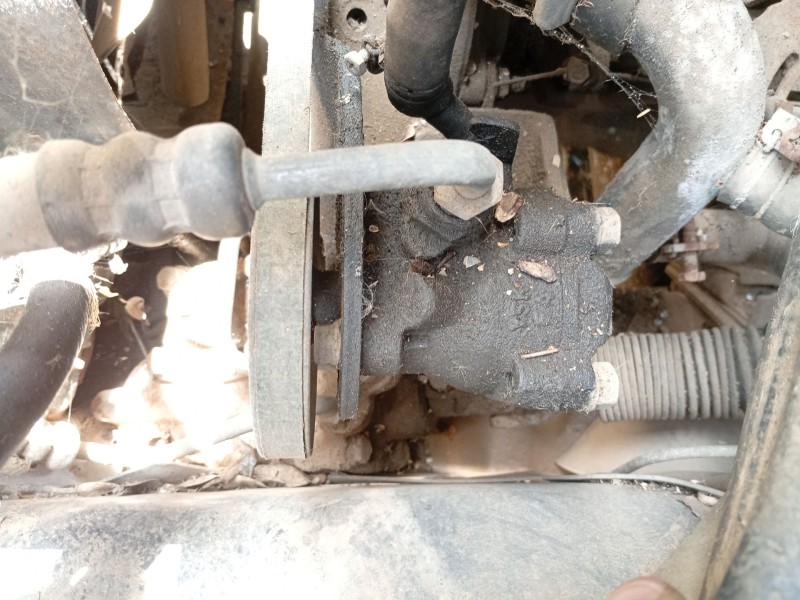 Recambio de bomba direccion para ssangyong korando referencia OEM IAM 01895BD  