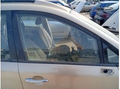 Recambio de luna delantera derecha para kia carens iii monospace (un) 2.0 crdi 140 referencia OEM IAM 824211D000  