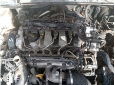 Recambio de tapa balancines para kia carens iii monospace (un) 2.0 crdi 140 referencia OEM IAM 2241027401  