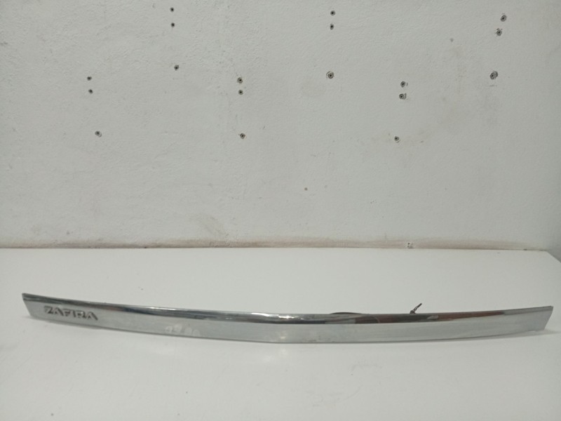 Recambio de moldura para opel zafira / zafira family b (a05) 1.7 cdti (m75) referencia OEM IAM 13266474  