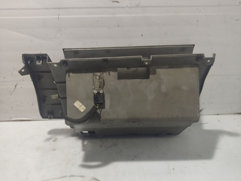 Recambio de guantera para chevrolet tacuma monospace (u100) 1.6 referencia OEM IAM 96446456  