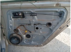 Recambio de elevalunas trasero derecho para kia carens iii monospace (un) 2.0 crdi 140 referencia OEM IAM 834021D010  