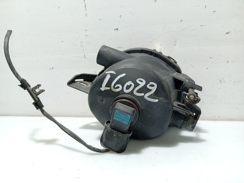 Recambio de faro antiniebla izquierdo para bmw 3 (e90) 320 d referencia OEM IAM 63176948373 6948373 6310100000